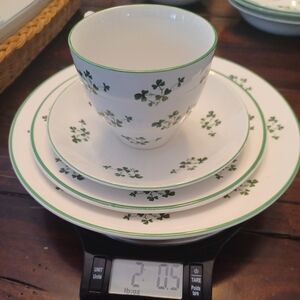 Carrigaline Ltd Cork Ireland Shamrock Set